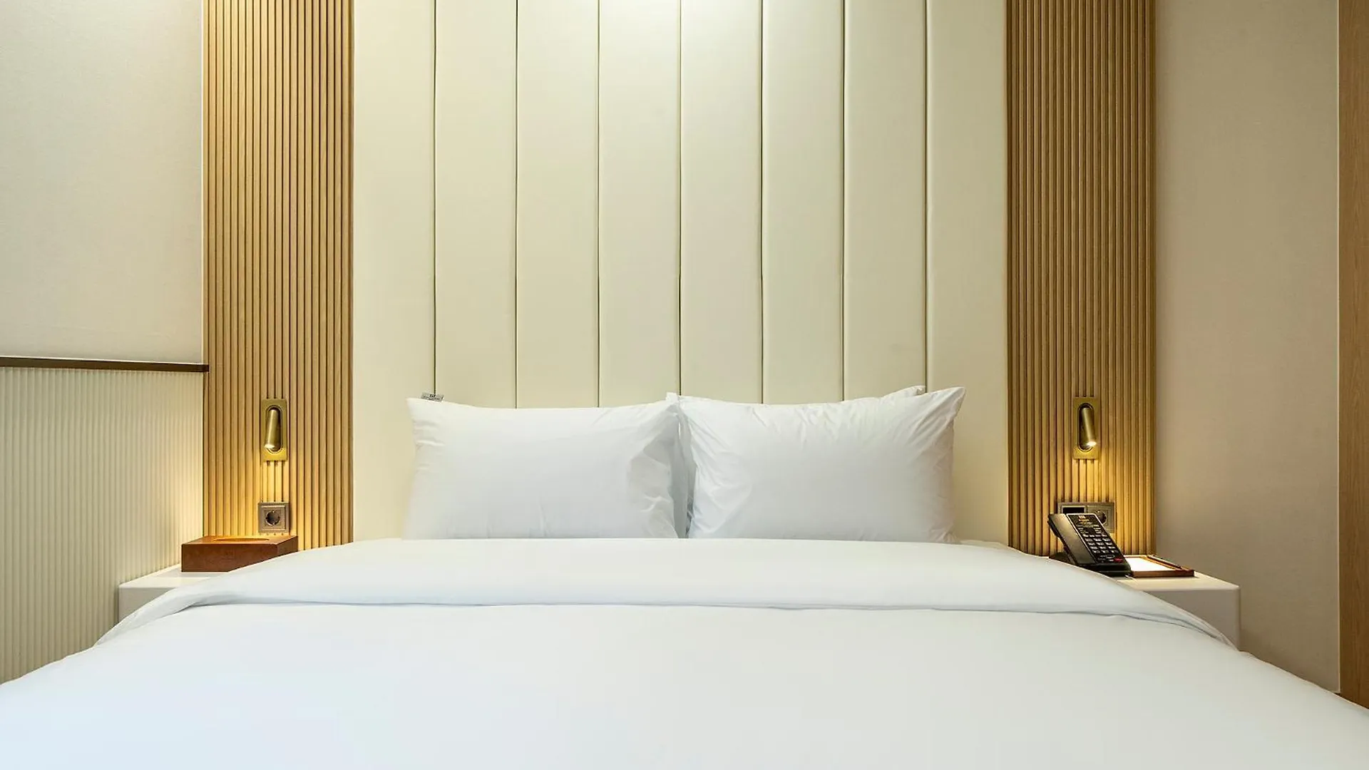 Busan H-Avenue Hotel Seomyeon Station