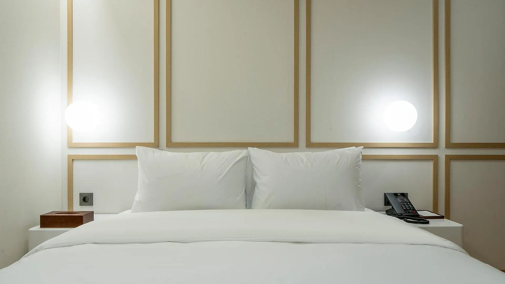 Busan H-Avenue Hotel Seomyeon Station