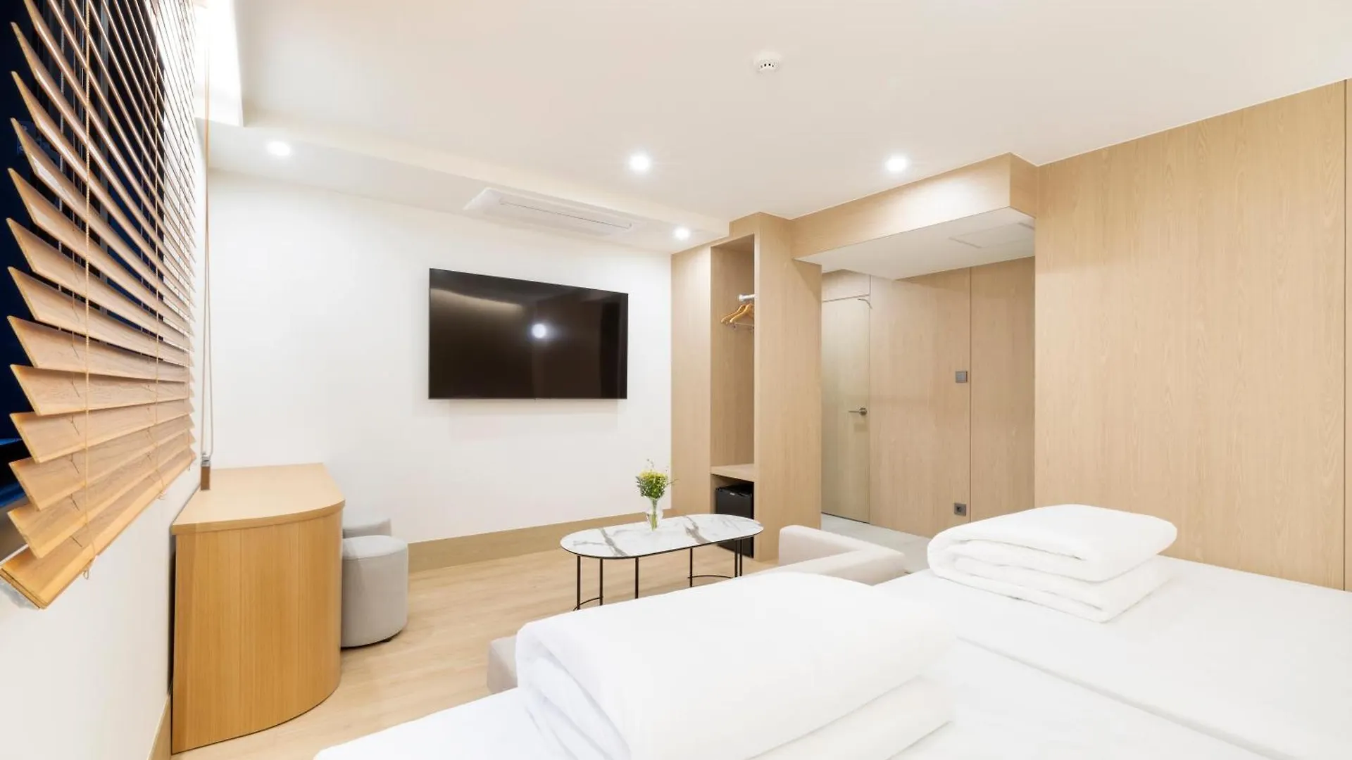Busan H-Avenue Hotel Seomyeon Station location
