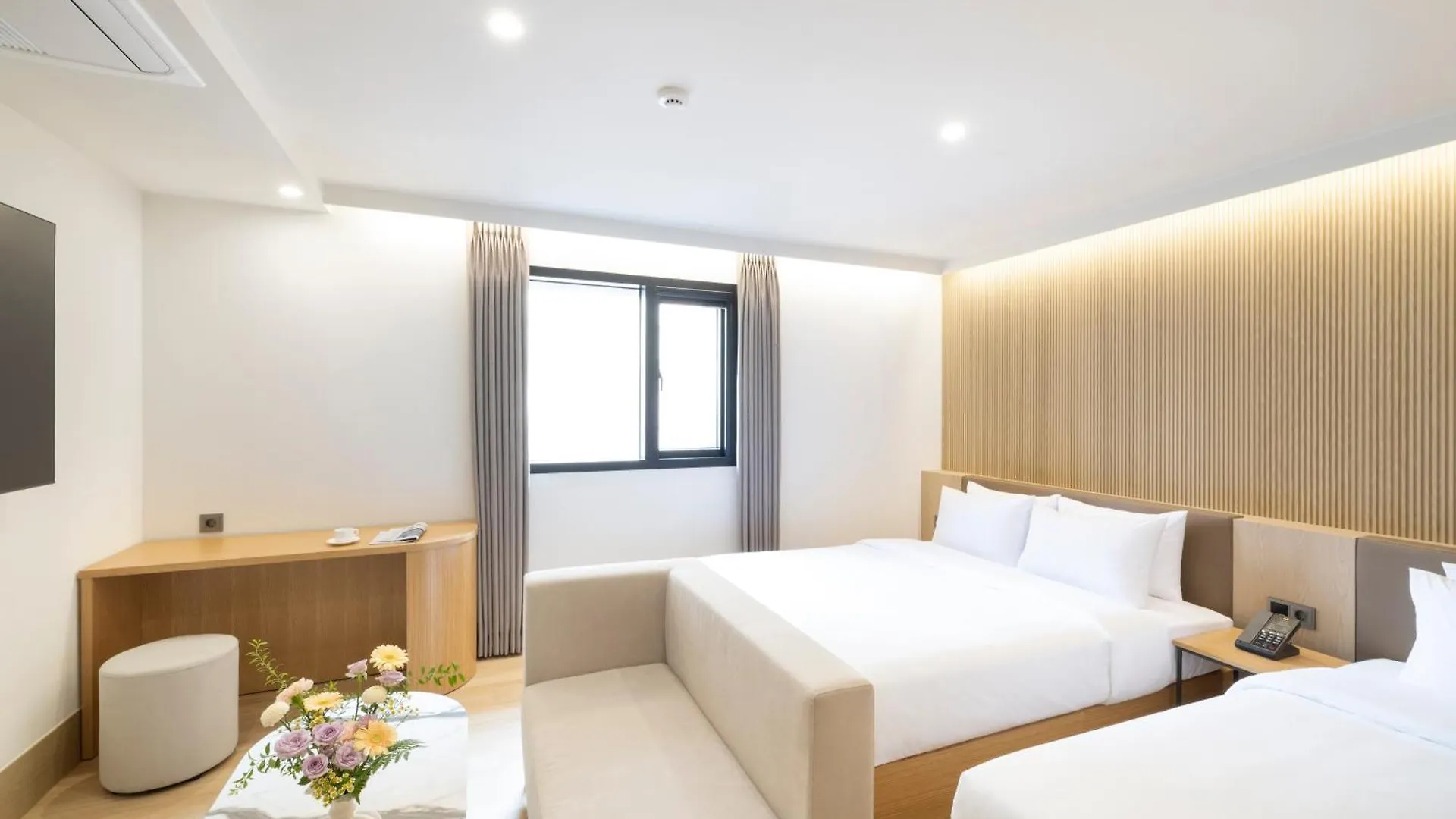 ***  Busan H-Avenue Hotel Seomyeon Station South Korea